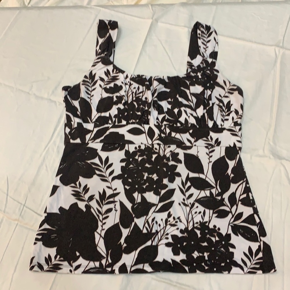 Brown & white floral tank top